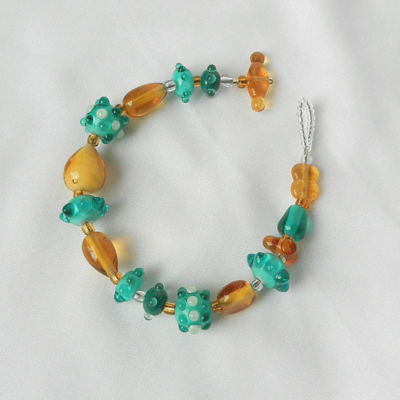 Glasschmuck, Armband mit handgefertigten Perlen aus Muranoglas, gruen, hellbraun, topas, Einzelanfertigung