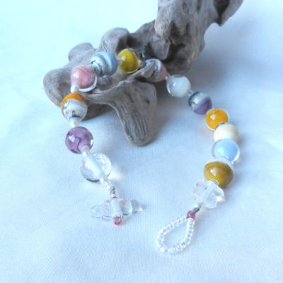 Armband mit runden Glasperlen,elfenbunt, handgefertigt,muranoglas,schmuckesglas