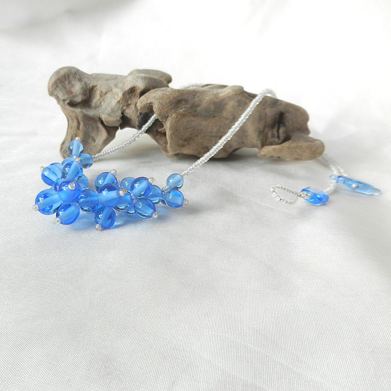 Kette mit hellblauen Glasperlen,handgefertigtes Unikat von schmuckes Glas,Muranoglas