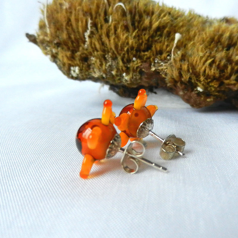 Ohrstecker mit einer Glasperle, Sonnenblumen,Ohrringe aus Silber