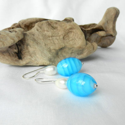 Ohrringe Glasperlen mit Perlen, Glas türkis, handgefertigte Glasperlen aus Muranoglas, Unikat, Silber Ohrringe
