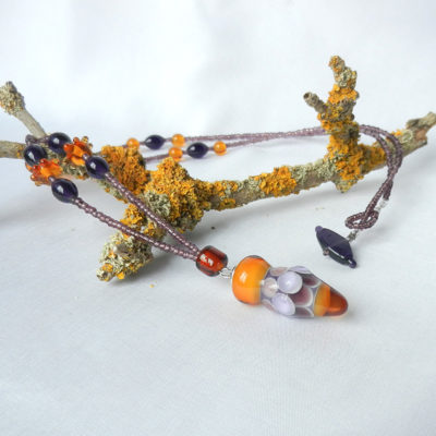 Kette mit Glasperlen, Fisch aus Glas, handgefertigt, lange Kette mit Perlen, von schmuckes Glas