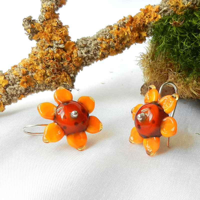 Ohrringe Sonnenblume, Glasperlen handgefertigt mit Soonenblumen, Silberne Ohrhänger